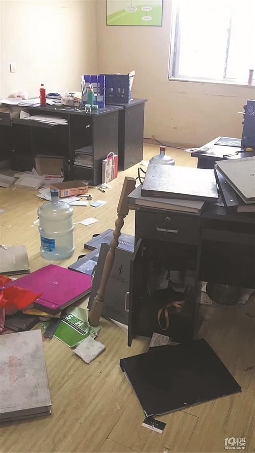万科中海精装陷入质量门，又一波装修公司跑路，装修求稳还得这样来！|「一周热点」030