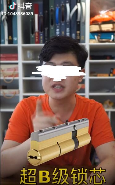 抖音网红推荐！厨卫用石膏板比铝扣板集成好？后悔也晚了……|「每日一答」148