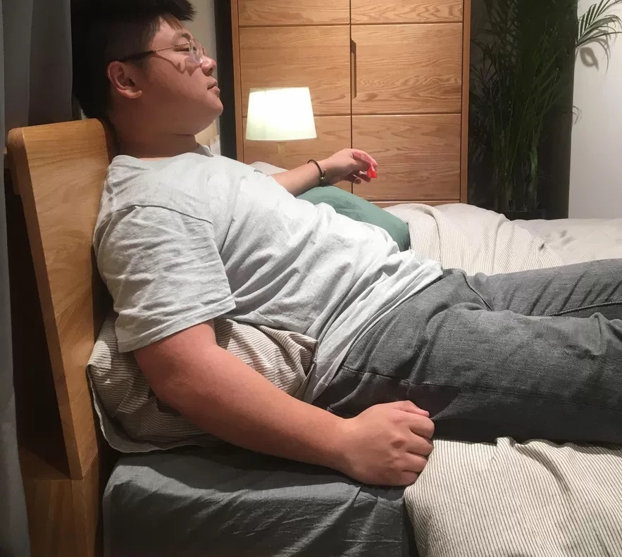 再不被门店忽悠！线下看家具到底有啥门道？都整理好了，必做的9件事和必看的28个细节！源氏木语线下店靠谱吗？一探究竟！